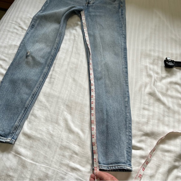 Aritzia Denim Forum The Yoko High Rise Slim Jean Light Blue size 24 - Picture 16 of 16